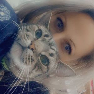 Meet your Posher, Sarah-rose